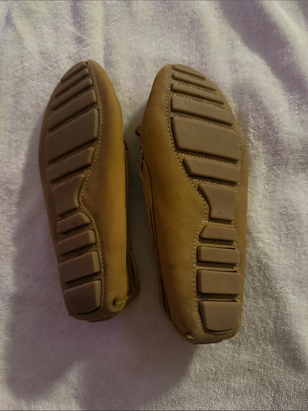 Women’s Earth Origins Monarch leather moccasins slip on size 7